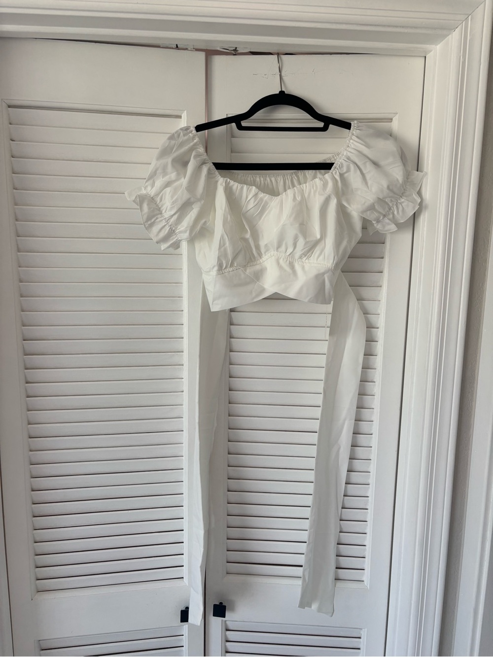 White Puff-Sleeve Crop Top with Tie Back